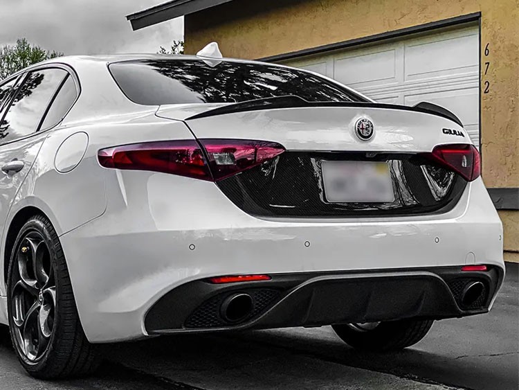 Alfa Romeo Giulia Central Back Trim License Plate Carbon Fiber